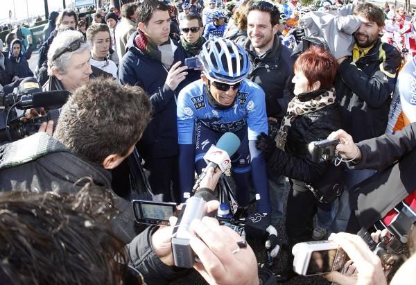 Alberto Contador (Saxo Bank) was in demand on the eve of the CAS verdict into his positive test for clenbuterol at the 2012 Tour de France.