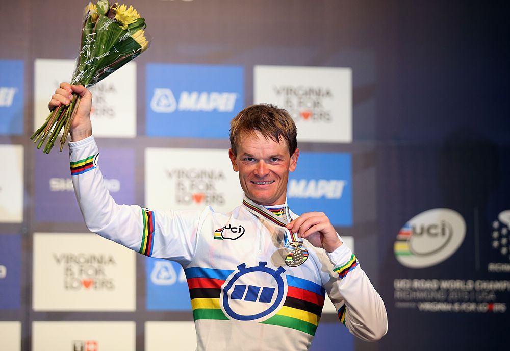 Vasil Kiryienka (Belarus) in the rainbow jersey