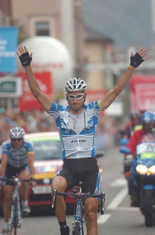 Winning in Dauphine in 2005