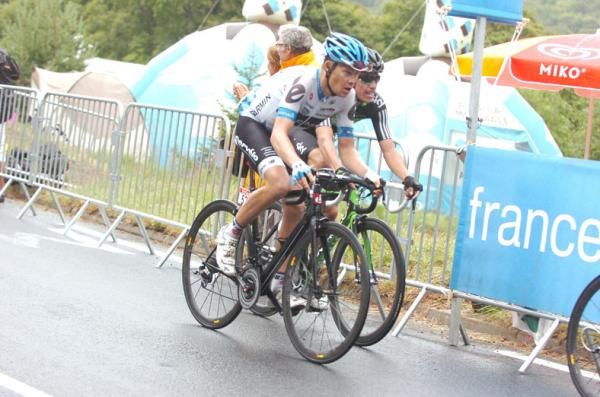 Tom Danielson (Garmin-Cervelo) digs in on the final haul to Super-Besse.