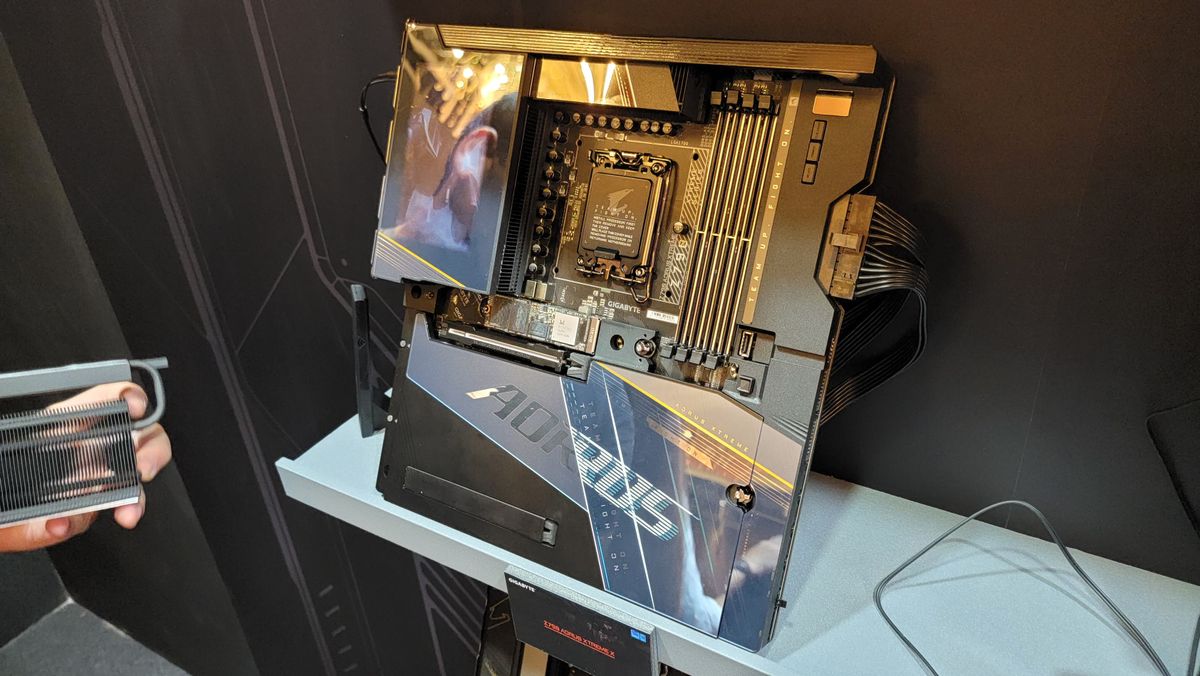 Aorus Z790 Xtreme X Motherboard SSD COoler