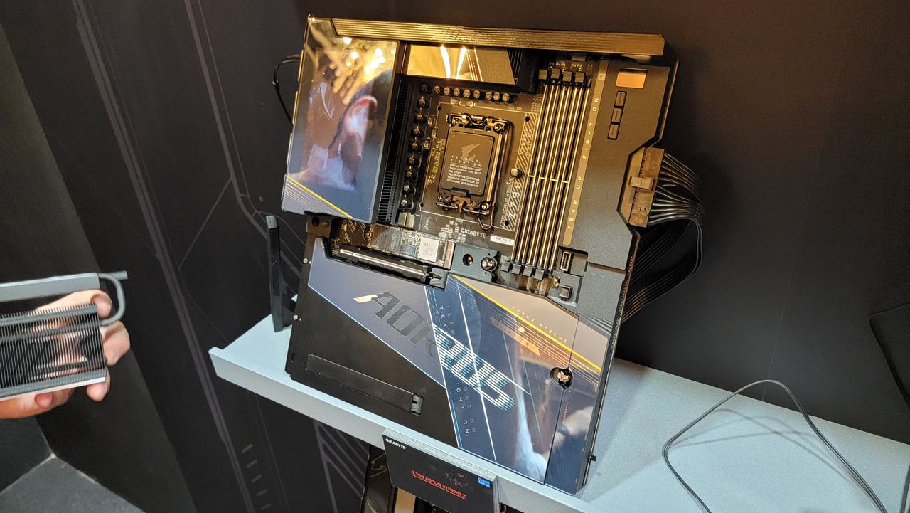 Aorus Z790 Xtreme X Motherboard SSD COoler