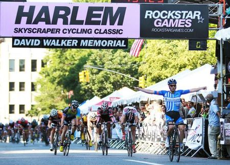 Jake Keough (UnitedHealthcare Proffesional Cycling) takes the win.