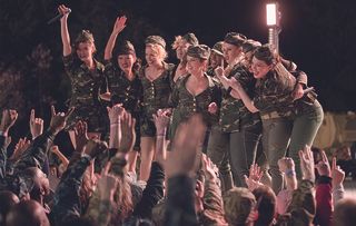 Pitch Perfect 3 Emily (HAILEE STEINFELD), Lilly (HANA MAE LEE), Chloe (BRITTANY SNOW), Jessica (KELLEY JAKLE), Beca (ANNA KENDRICK), Cynthia Rose (ESTER DEAN), Fat Amy (REBEL WILSON), Flo (CHRISSIE FIT) and Ashley (SHELLEY REGNER)