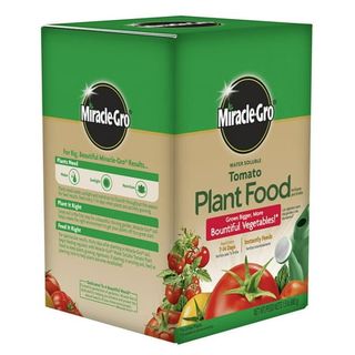 Miracle-Gro Water Soluble Tomato Plant Food, 1.5 Lbs.