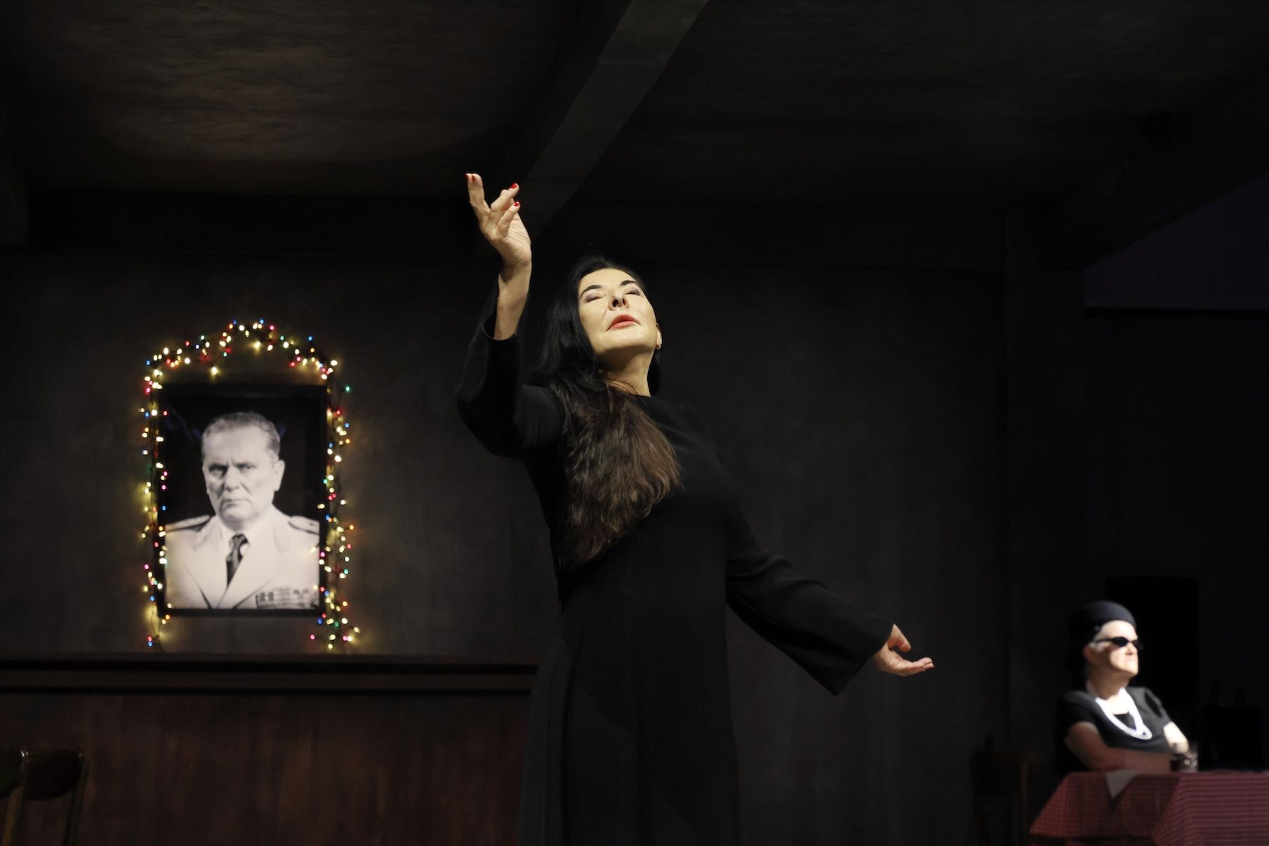 Majburiy mushtlash porno