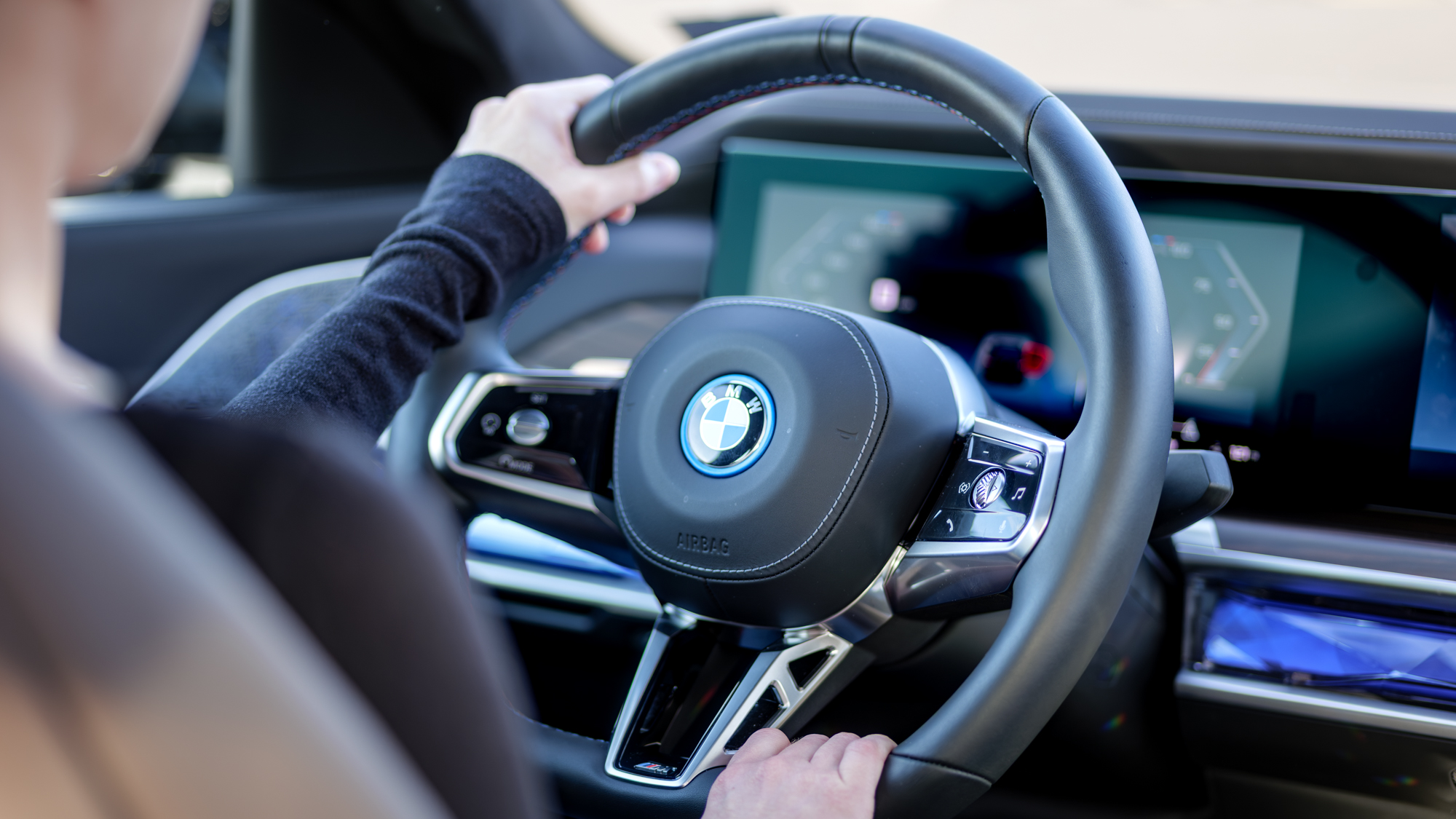 2026 BMW i7 M70 review.