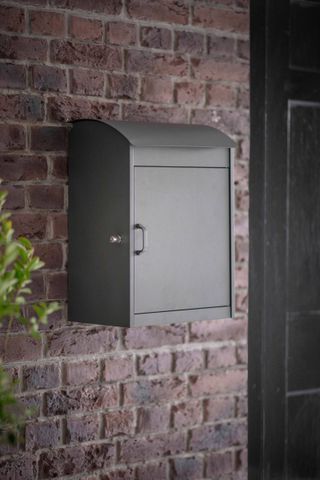 metal external wall-mounted letterbox