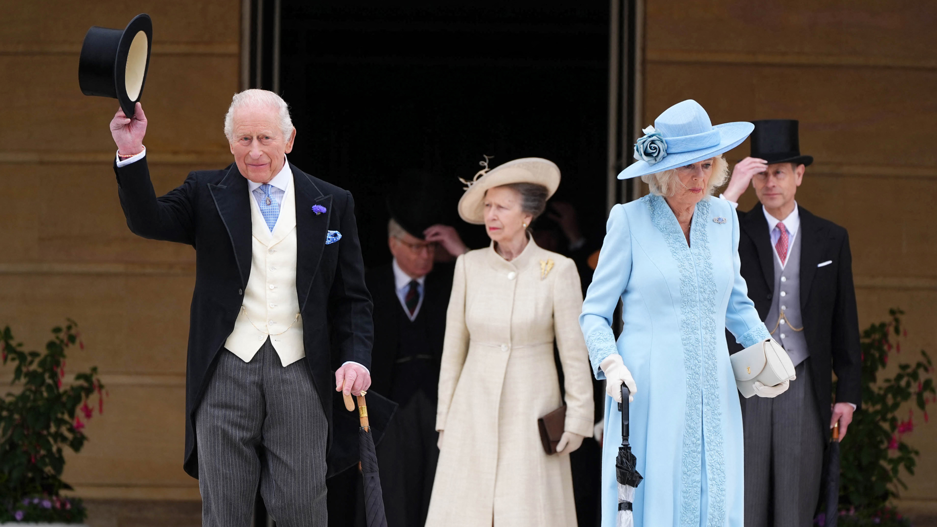 buckingham palace garden party