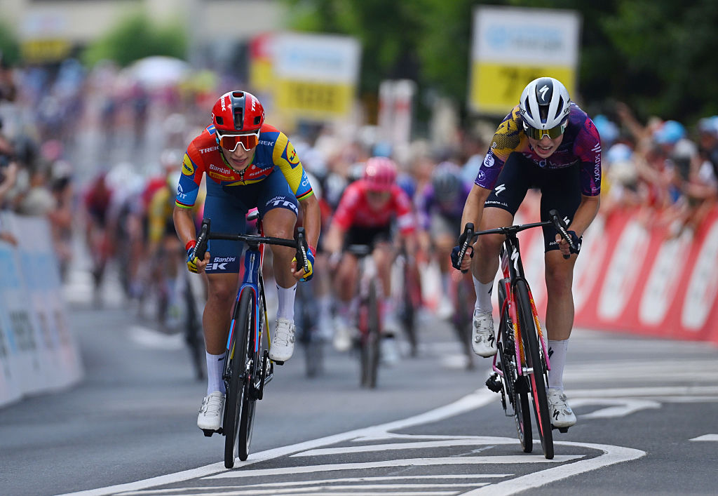 KUSSNACHT, SWITZERLAND - JUNE 14: (L-R) Stage winner Elisa Balsamo of Italy and Team Lidl - Trek and Mischa Bredewold of Netherlands and Team SD Worx - Protime sprint at finish line during the 5th Tour de Suisse Women 2025, Stage 3 a 123.1km stage from Oberkirch to Kussnacht / #UCIWWT / on June 14, 2025 in Kussnacht, Switzerland. (Photo by Tim de Waele/Getty Images)