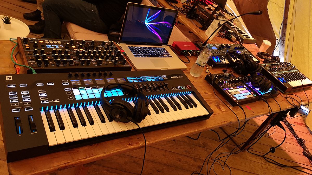 Novation's SL Mk3 in control