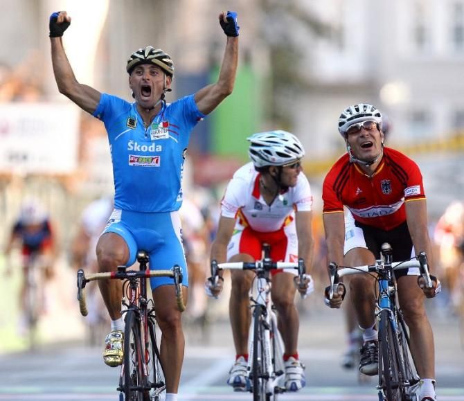 2006 Worlds: You think Paolo Bettini (Italy) is pleased with his world championship victory?