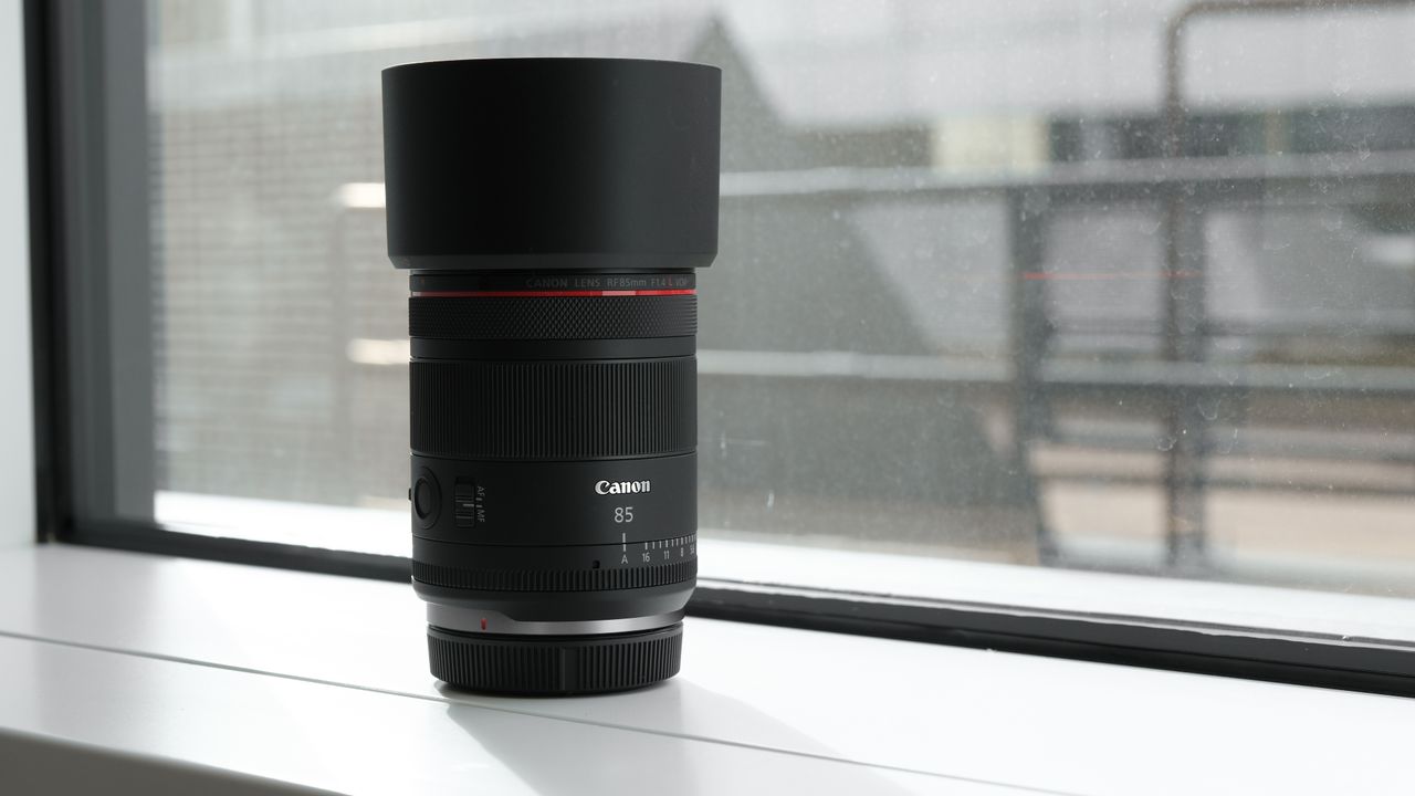 Canon RF 85mm f/1.4L VCM against a window