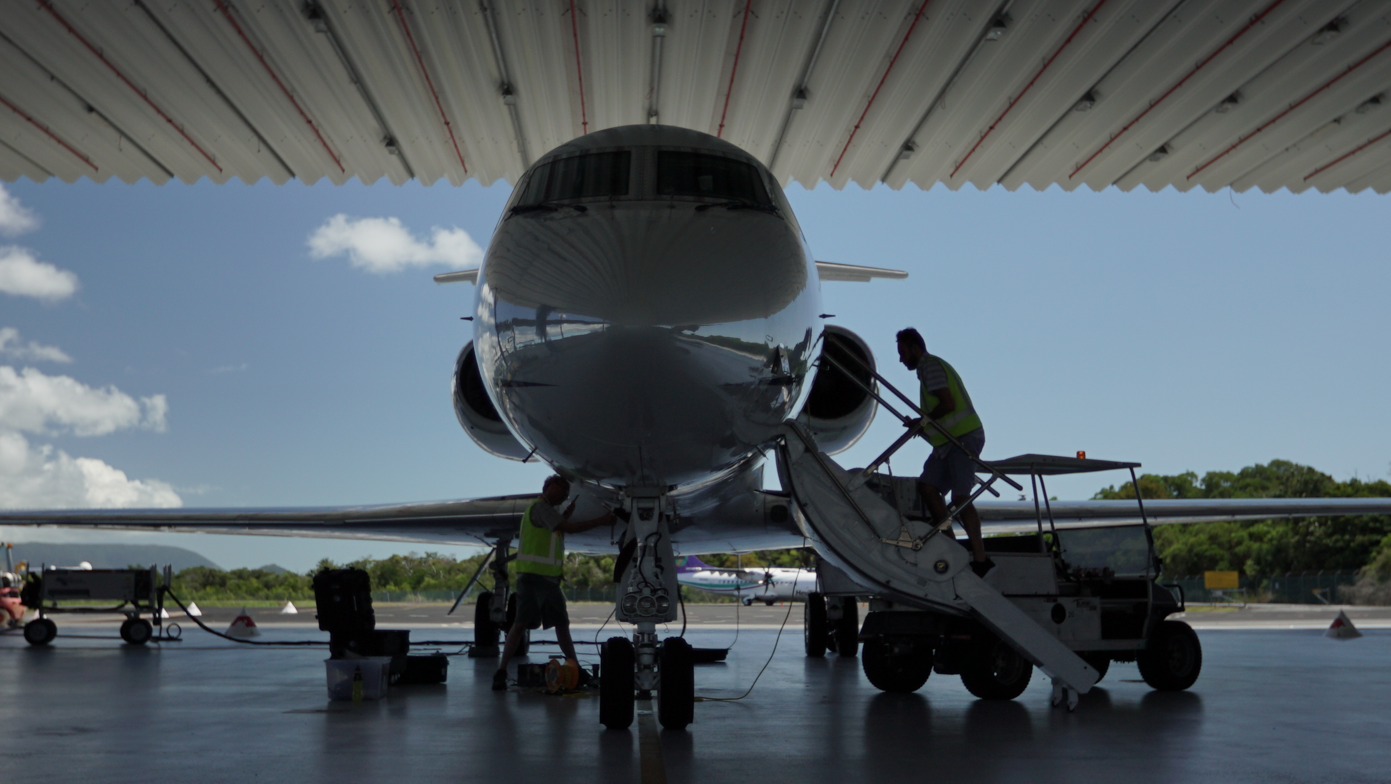 Gulfstream IV carrying NASA&#039;s PRISM instrument