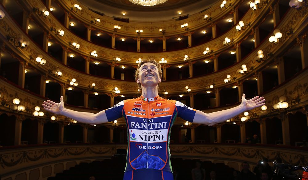 Damiano Cunego (Nippo Vini Fantini Derosa) in Chieti's Maruccino Theatre