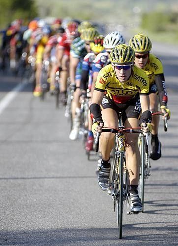 Riding for Tom Danielson on Saturn in 2003 Photo: &copy; Beth Seliga