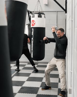 Boxer portraits with off camera flash