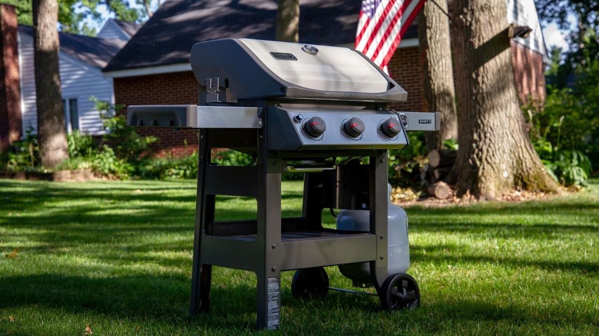 how to cook frozen burgers on gas grill