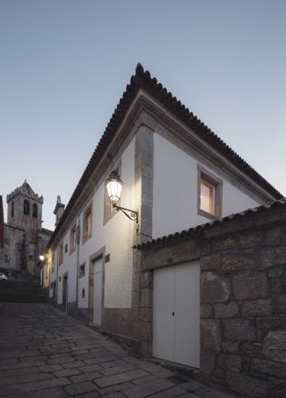 Murado & Elvira designed Baiona Library exterior