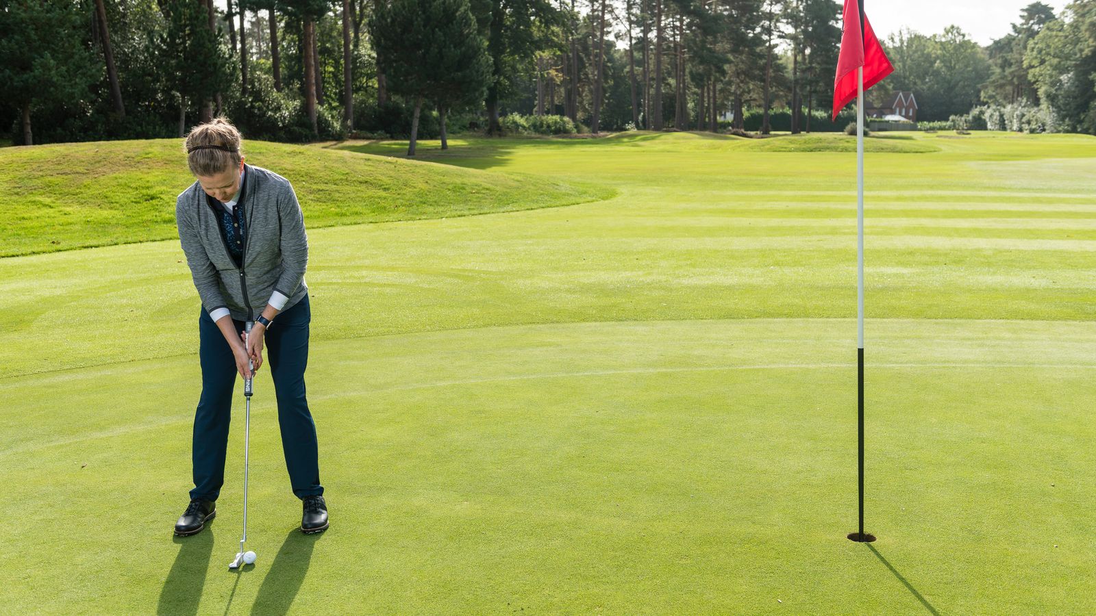 Reverse Overlap Putting Grip Explained Golf Monthly