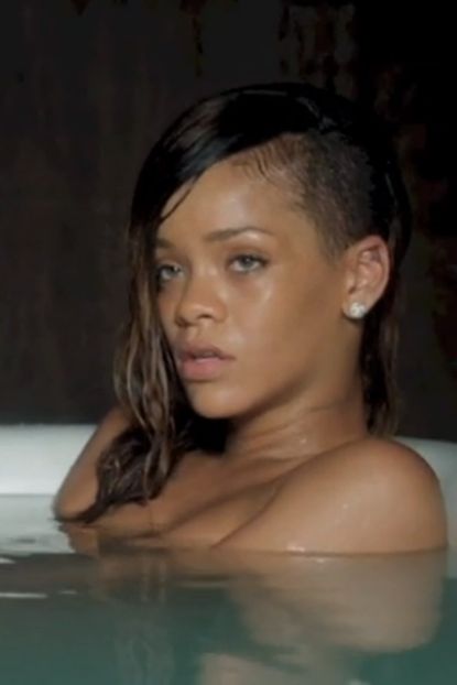 Rihanna Stay video