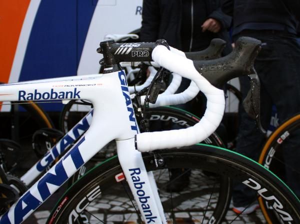 Many pro riders still prefer traditional-bend bars.