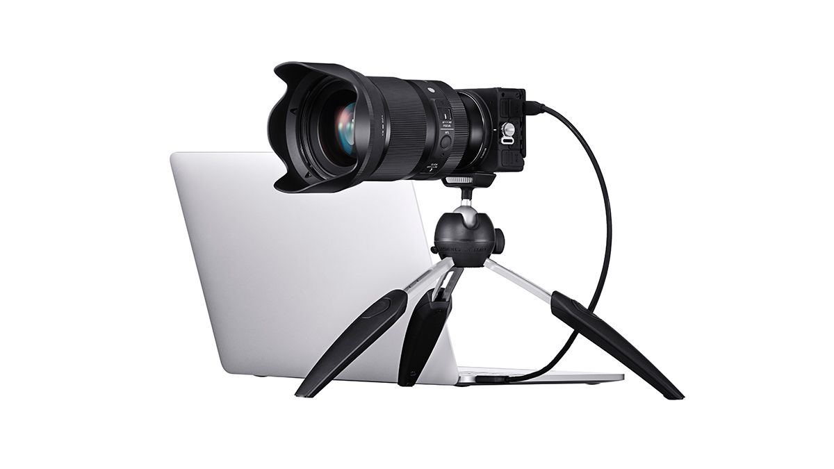 How to use your camera as a webcam with free software Digital Camera