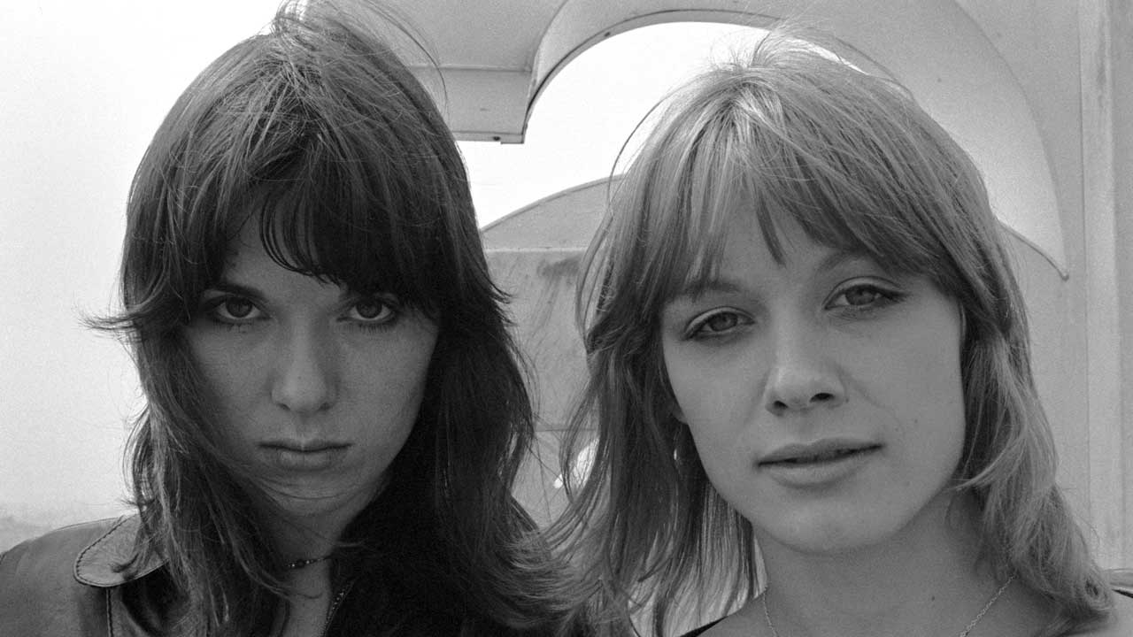 Ann and Nancy Wilson in 1976