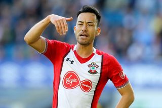 Maya Yoshida gestures while playing for Southampton against Everton, 2018