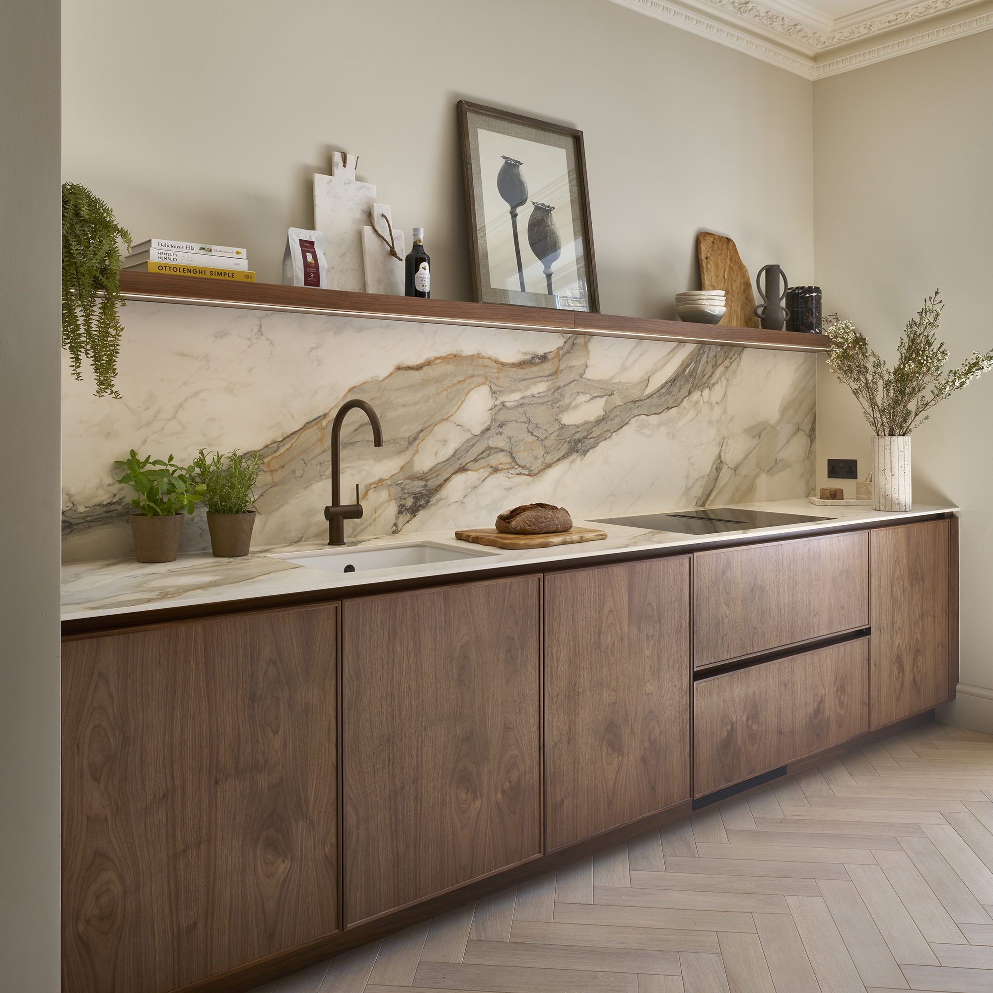 Davonport dark wood kitchen