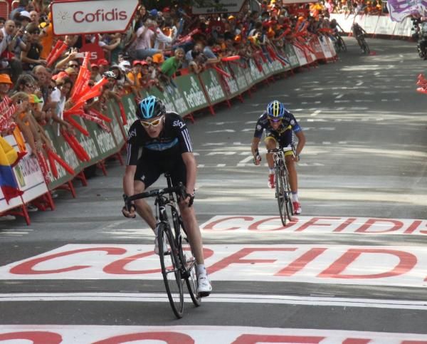 Chris Froome put time into Contador with four bonus seconds at the finish