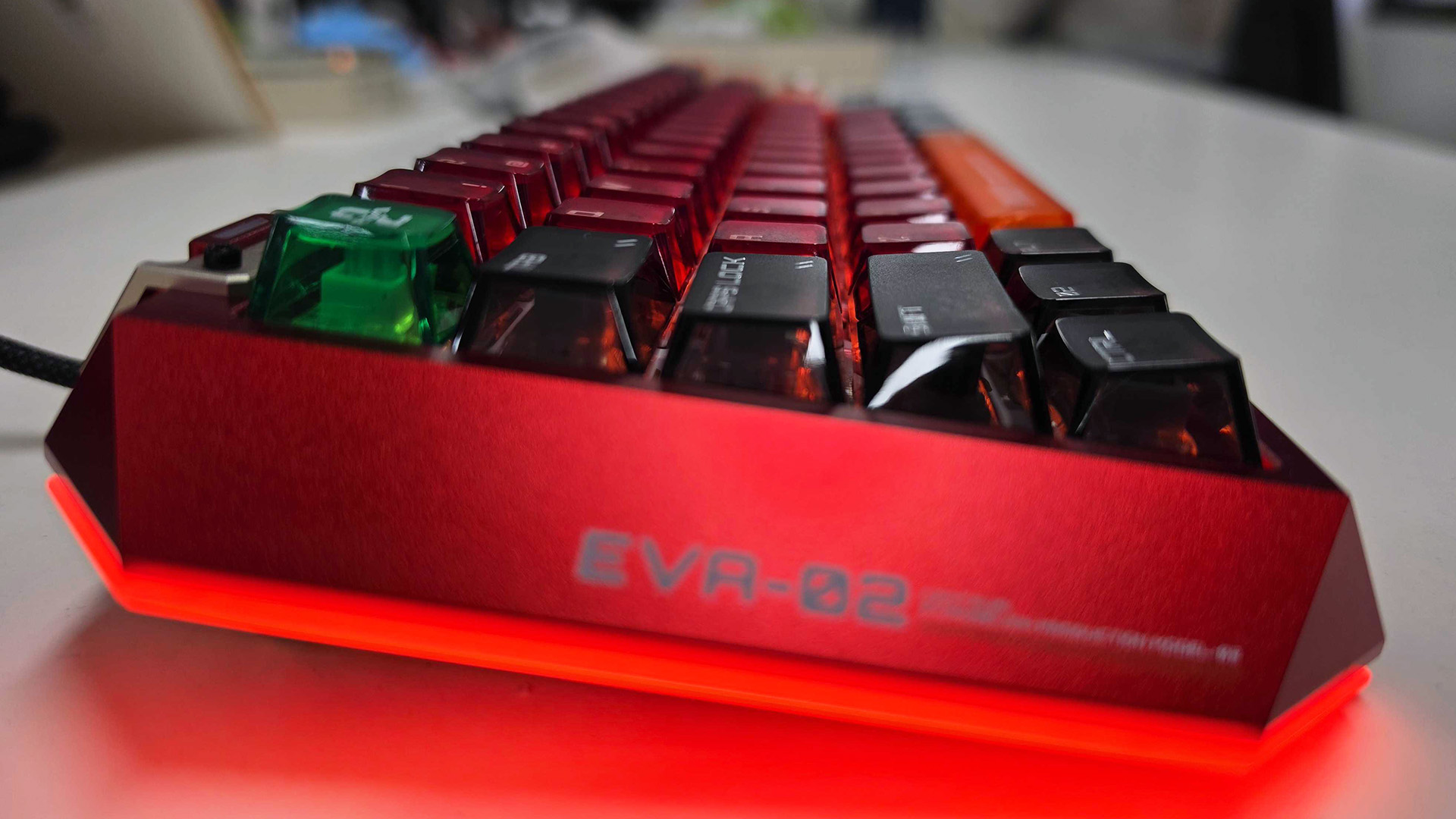 MelGeek x Evangelion Centauri60 'Asuka Edition' keyboard