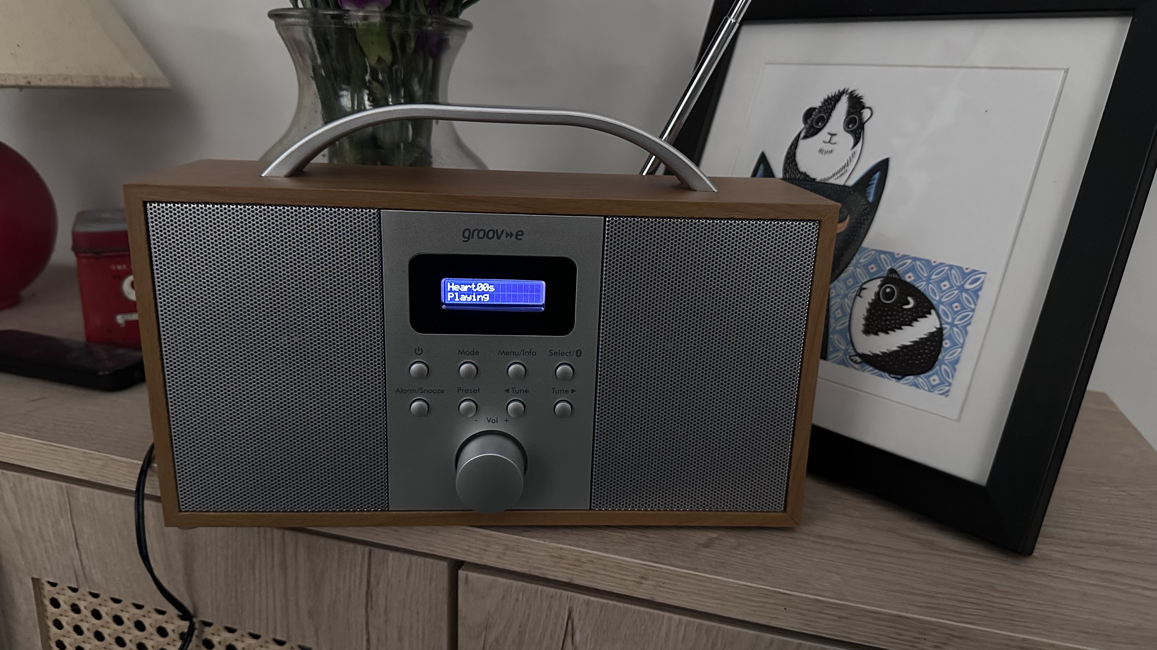 Groov-e Boston DAB radio on a wooden sideboard