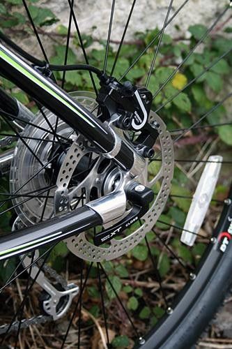Shimano's M575 brakes help Merida's Carbon FLX 1000-D in the braking department.