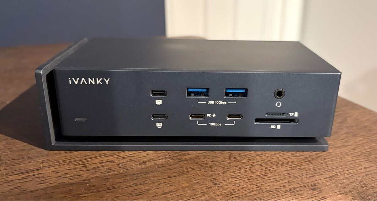 Thunderbolt 4 Docks