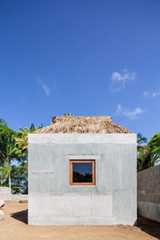 Litibu hut by Palma Studio, Mexico side elevation