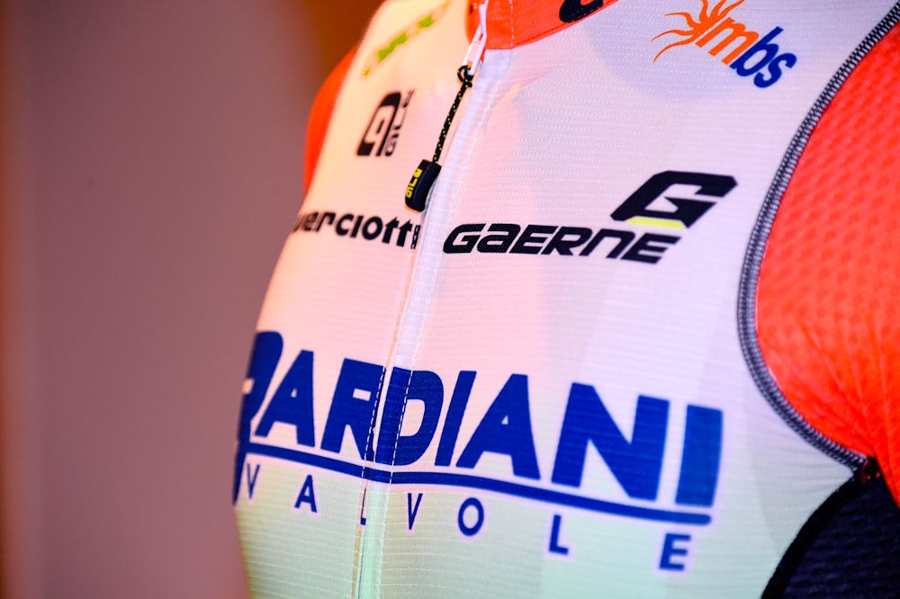 Bardiani gets top billing on the jersey again in 2019
