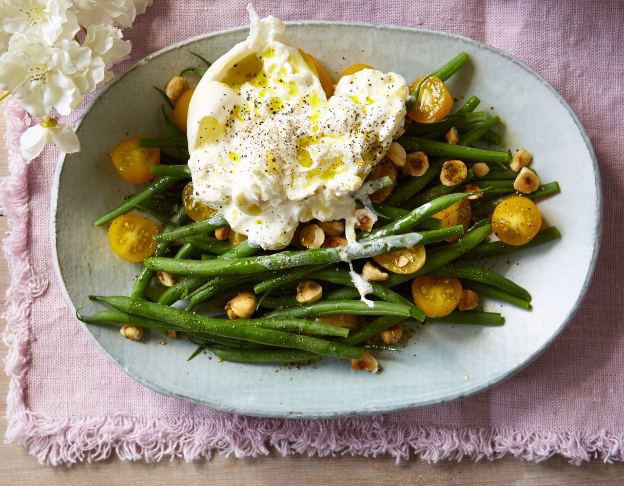 green beans and burrata