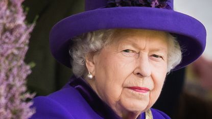 Queen pulls out garden parties