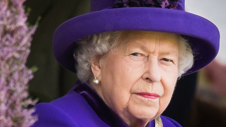 Queen pulls out garden parties