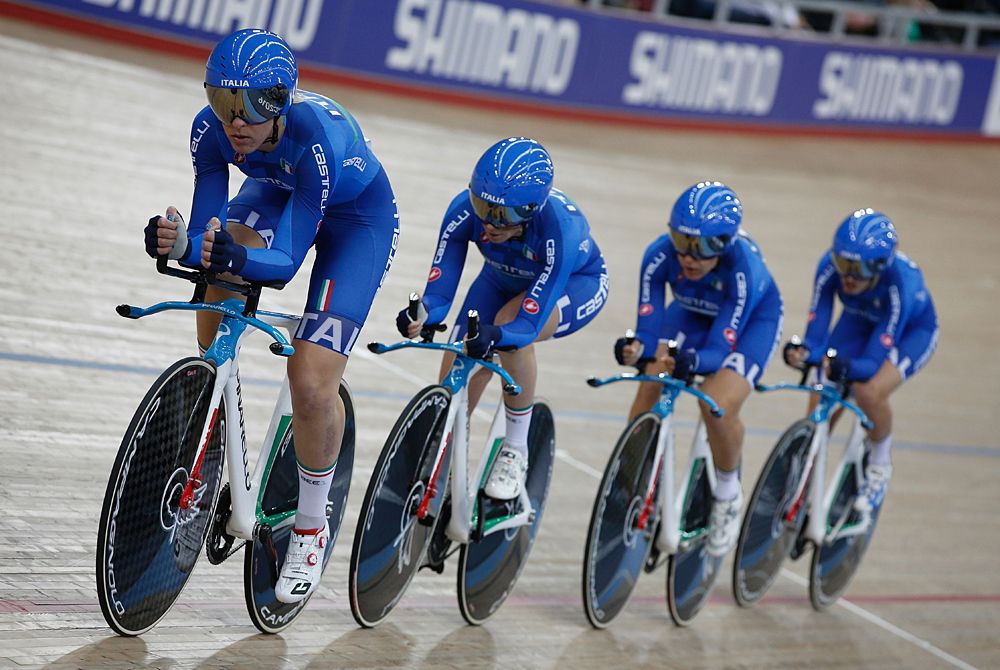 Italy had to re-start after a puncture