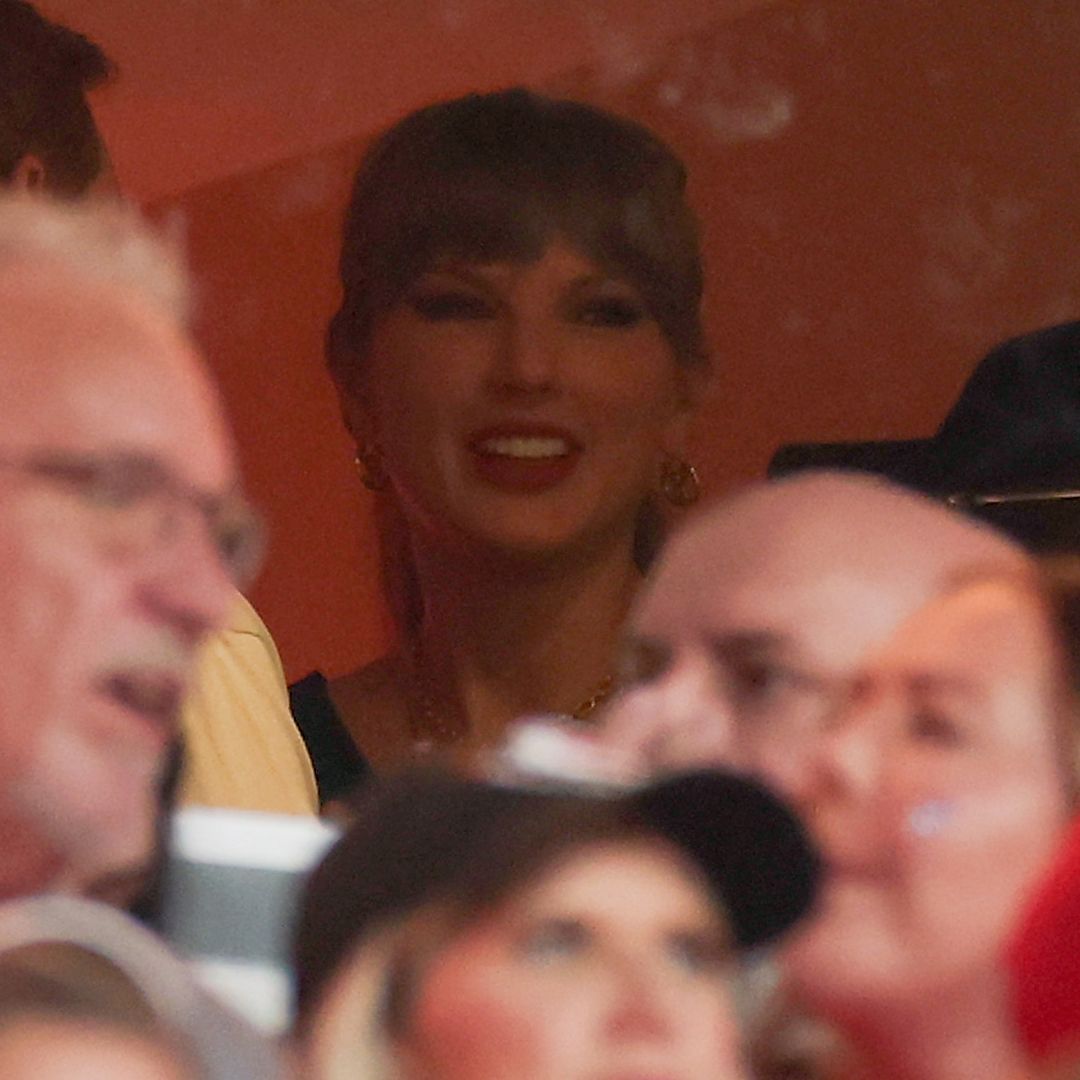 Taylor Swift in the stands at a kansas city chiefs game