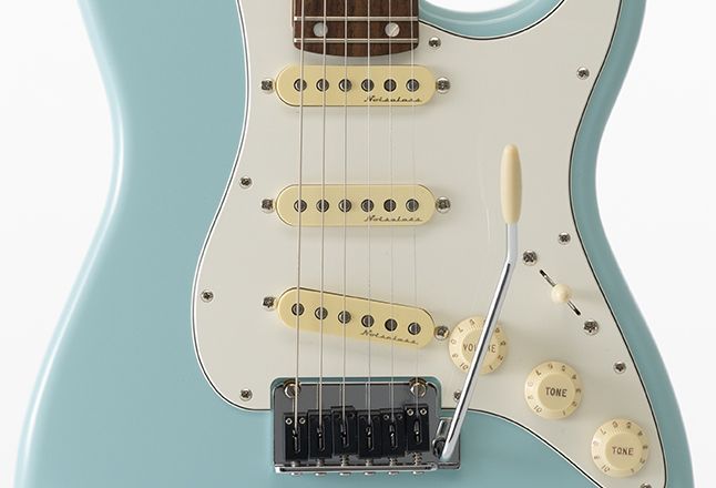Fender Japan Rei R246