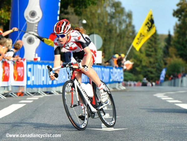 Clara Hughes came within three kilometres of winning the women's title at the Road Cycling World Championships (Denmark)