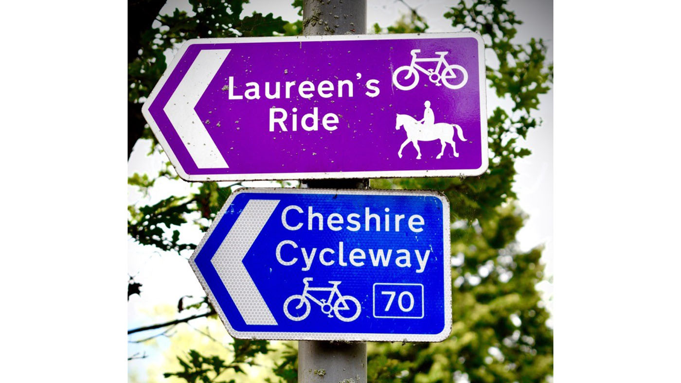 Laureen Roberts laureens ride signage