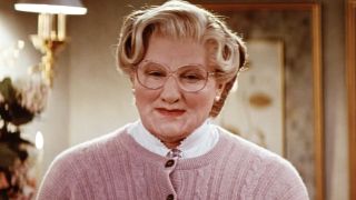 Mrs. Doubtfire meeting children for the first time in Mrs. Doubtfire