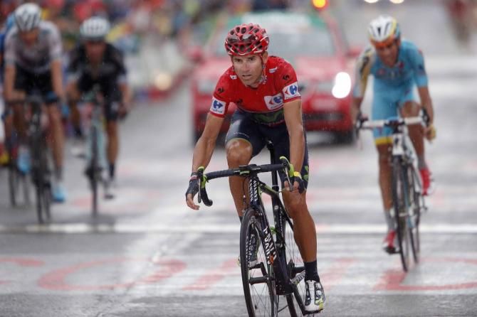 Alejandro Valverde (Movistar) crosses the line but loses the leader's jersey to his teammate