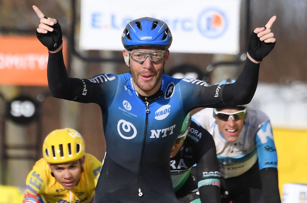 Giacomo Nizzolo wins stage 2 of Paris-Nice