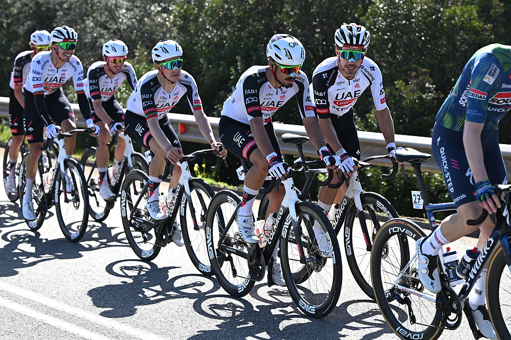 FOIA, PORTUGAL - FEBRUARY 19: (L-R) Antonio Morgado of Portugal and Rui Oliveira of Portugal and UAE Team Emirates - XRG compete during the 52nd Volta ao Algarve em Bicicleta 2026, Stage 2 a 183.5km stage from Portimao to Foia (Monchique) 882m on February 19, 2026 in Foia, Portugal. (Photo by Dario Belingheri/Getty Images)