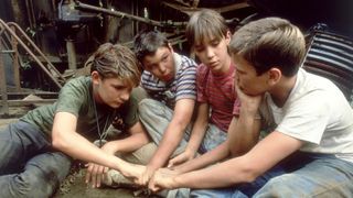 Corey Feldman, Jerry O&#039;Connell, River Phoenix and Wil Wheaton in &quot;Stand by Me&quot; (1986)